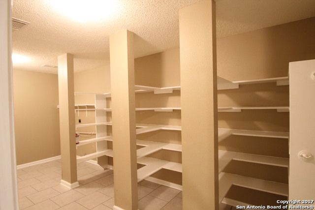 12011 GABLE OAKS, San Antonio, TX 78253