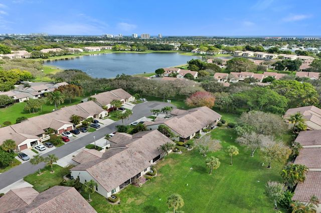 410 Buttonwood Place, Boca Raton, FL 33431