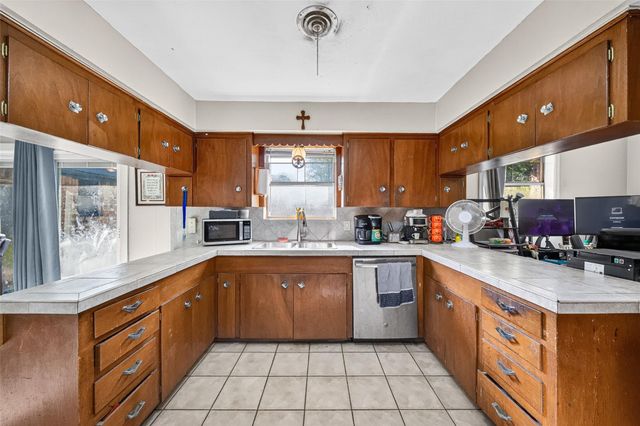 2230 Woodwind Way, League City, TX 77573