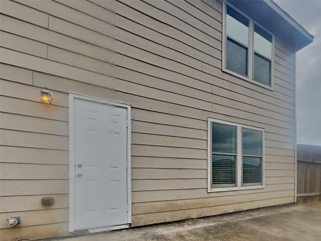 1811 Artem Court, Houston, TX 77051