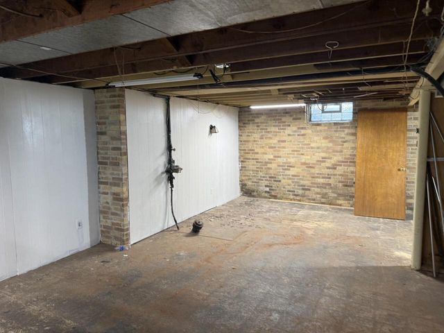 836 S 109th STREET, Milwaukee, WI 53214