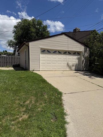836 S 109th STREET, Milwaukee, WI 53214