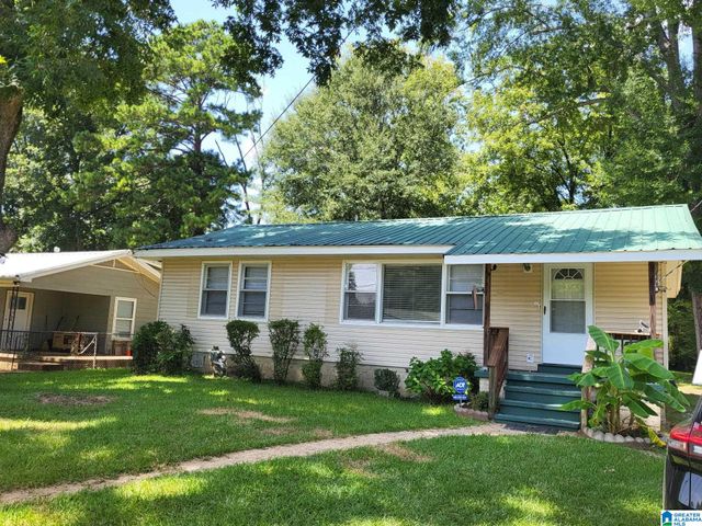 2202 26TH AVENUE N, Bessemer, AL 35023