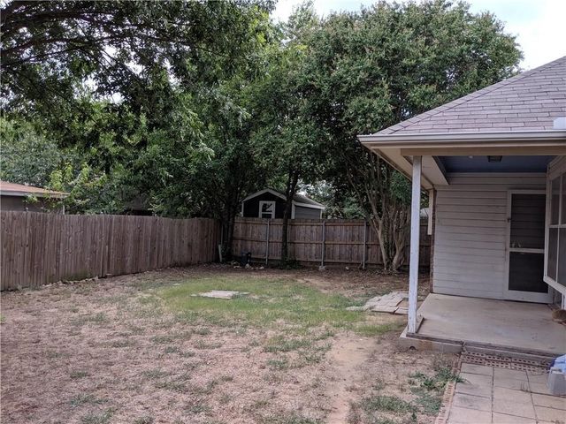 1109 Westgrove Drive, Saginaw, TX 76179