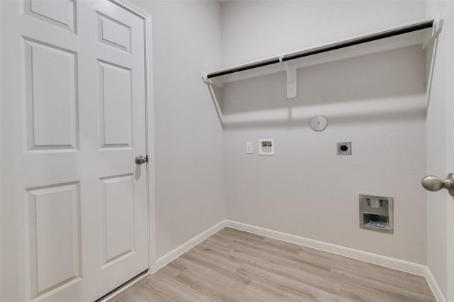 27079 Badger Way E, Magnolia, TX 77354