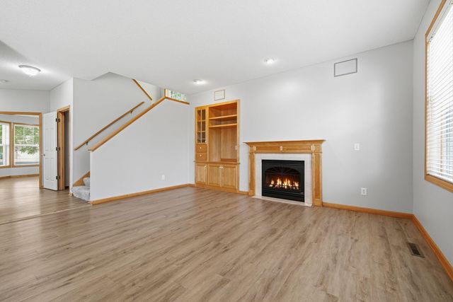 9260 Icosa Street, Lakeville, MN 55044