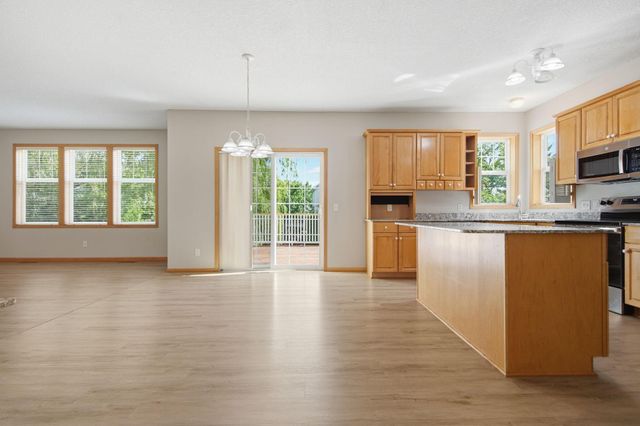 9260 Icosa Street, Lakeville, MN 55044