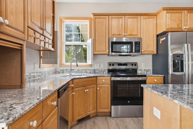 9260 Icosa Street, Lakeville, MN 55044