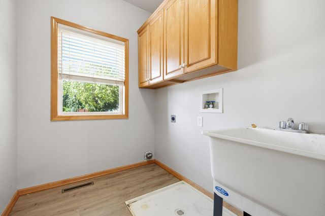 9260 Icosa Street, Lakeville, MN 55044