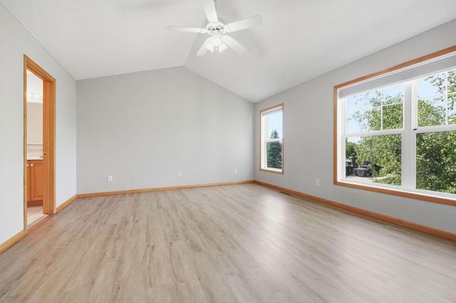 9260 Icosa Street, Lakeville, MN 55044