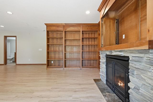 9260 Icosa Street, Lakeville, MN 55044