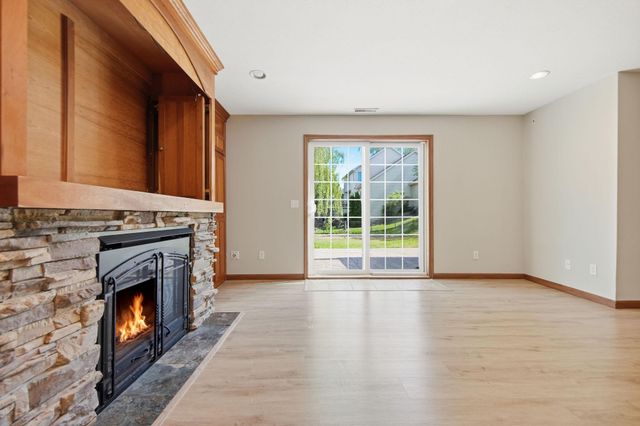 9260 Icosa Street, Lakeville, MN 55044