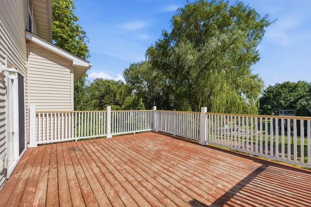 9260 Icosa Street, Lakeville, MN 55044