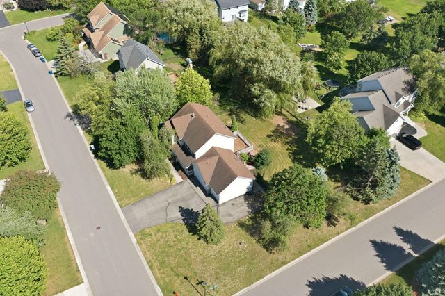 9260 Icosa Street, Lakeville, MN 55044