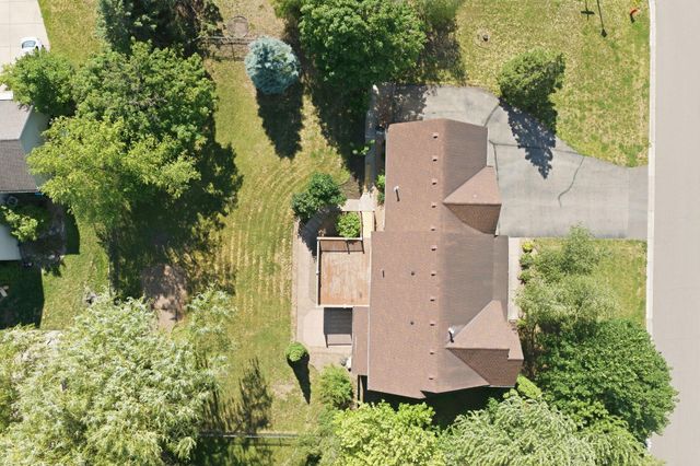 9260 Icosa Street, Lakeville, MN 55044