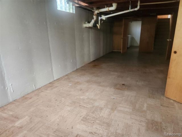3804 Embarcadero Street, Waterford, MI 48329