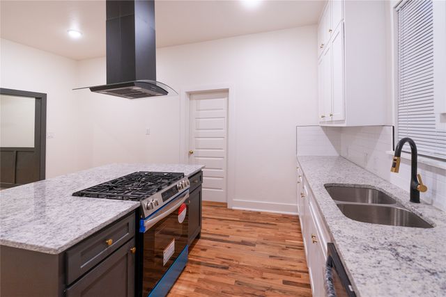 2802 Horsley Street, Greenville, TX 75401