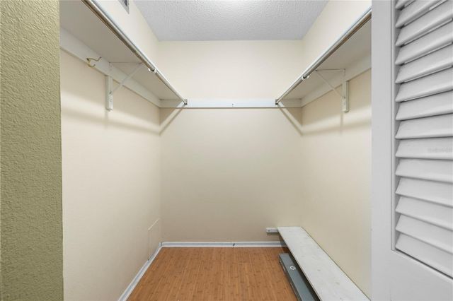 212 LAKEWOOD DRIVE 212D, Bradenton, FL 34210