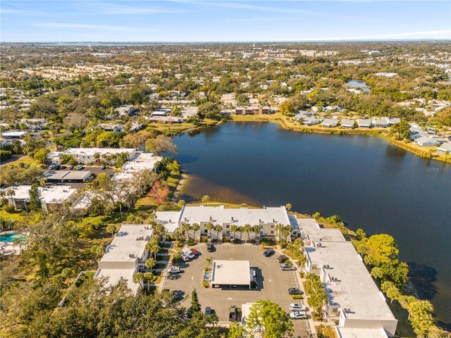 212 LAKEWOOD DRIVE 212D, Bradenton, FL 34210