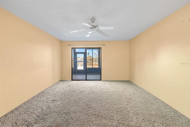 212 LAKEWOOD DRIVE 212D, Bradenton, FL 34210