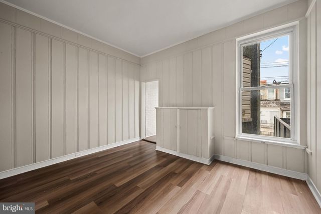 225 N LUZERNE AVE, Baltimore, MD 21224