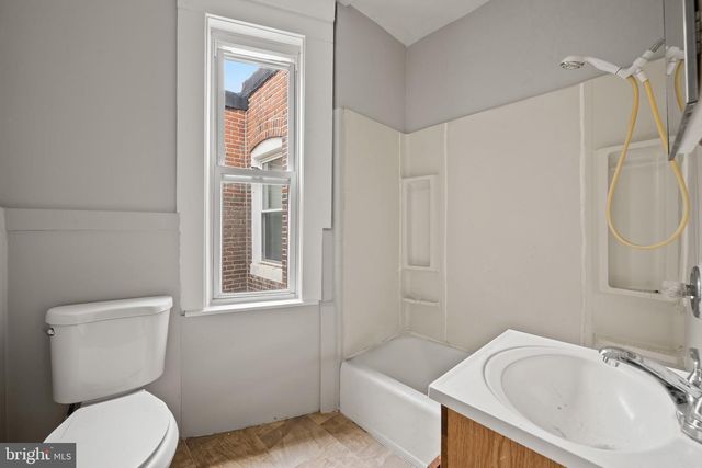 225 N LUZERNE AVE, Baltimore, MD 21224