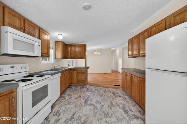 7756 Funston Road SE, Winnabow, NC 28479