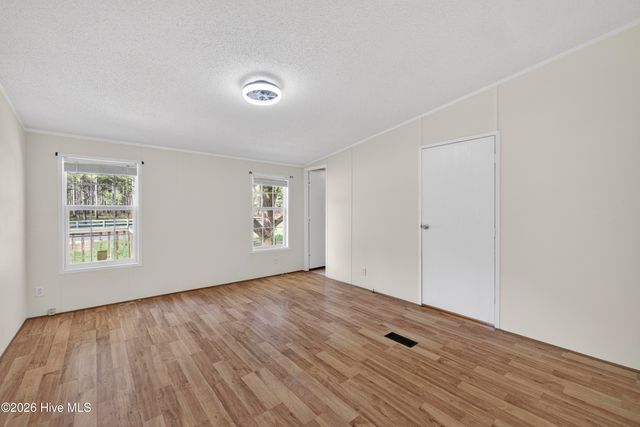 7756 Funston Road SE, Winnabow, NC 28479