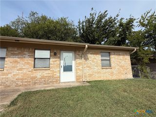 909 Dryden Avenue B, Copperas Cove, TX 76522