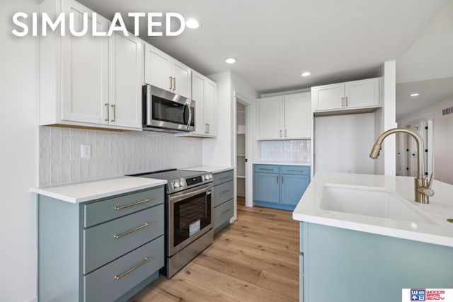 2540 S 102nd Street, Lincoln, NE 68520