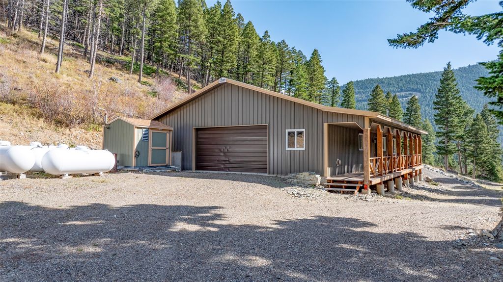 4476 Woods Creek Road, Wolf Creek, MT 59648 photo 3