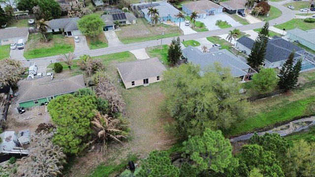 1566 SW Bellevue Avenue, Port St. Lucie, Port St Lucie, FL 34953