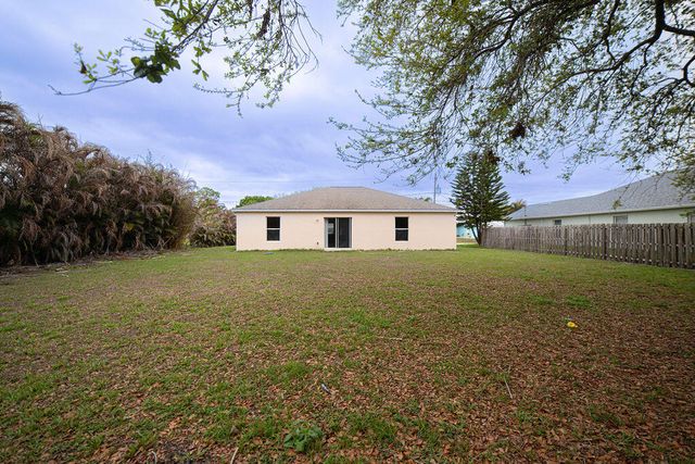 1566 SW Bellevue Avenue, Port St. Lucie, Port St Lucie, FL 34953