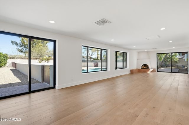 6302 E Aster Drive, Scottsdale, AZ 85254