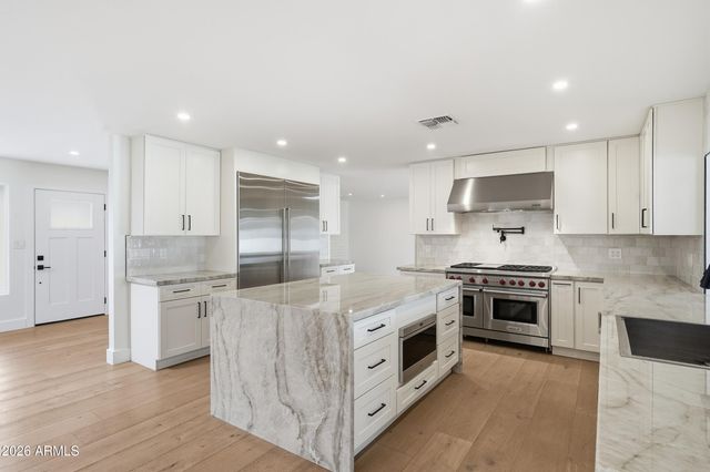 6302 E Aster Drive, Scottsdale, AZ 85254