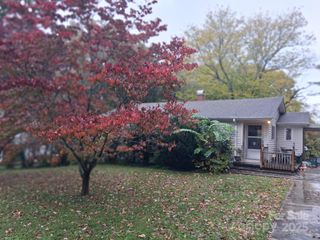 85 Carrier Street, Asheville, NC 28806