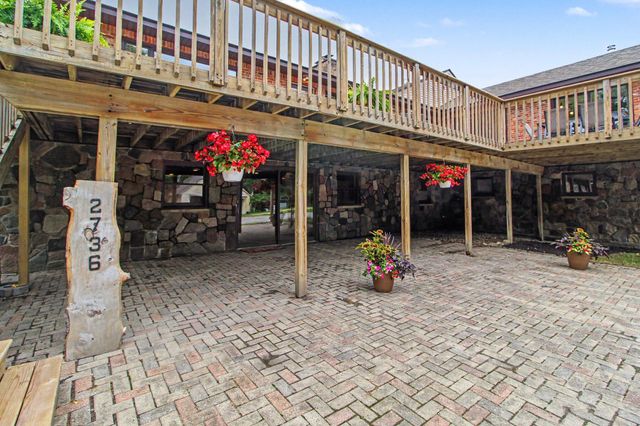 2736 S Wagner Road, Ann Arbor, MI 48103