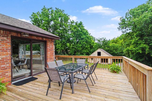 2736 S Wagner Road, Ann Arbor, MI 48103