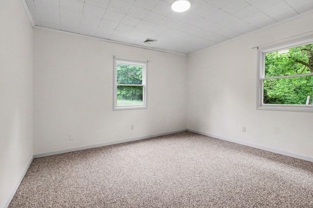 2736 S Wagner Road, Ann Arbor, MI 48103