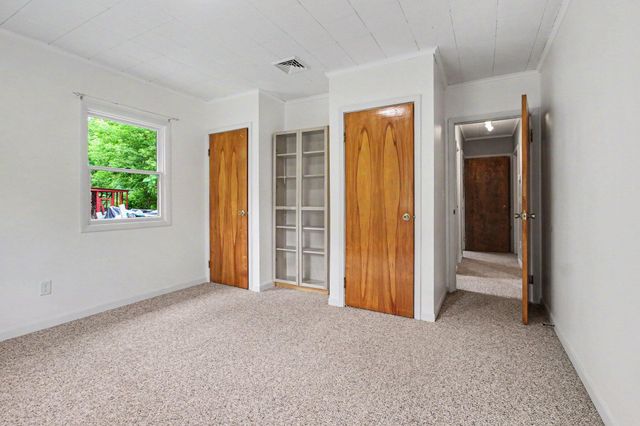 2736 S Wagner Road, Ann Arbor, MI 48103