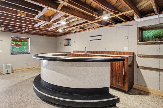2736 S Wagner Road, Ann Arbor, MI 48103
