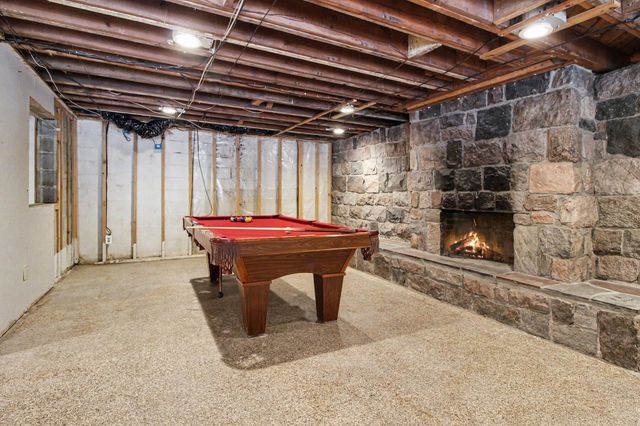 2736 S Wagner Road, Ann Arbor, MI 48103