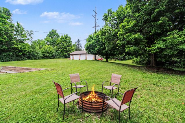 2736 S Wagner Road, Ann Arbor, MI 48103