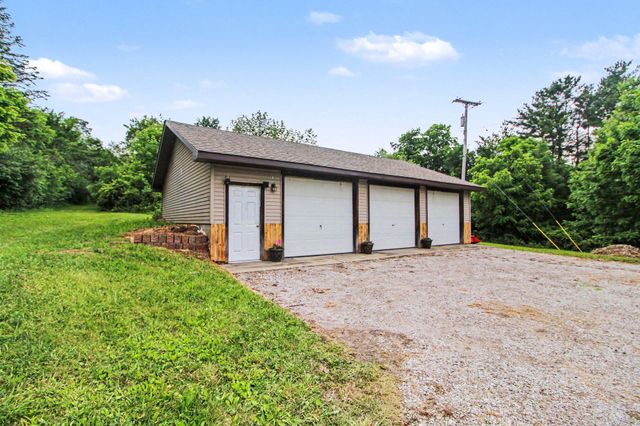 2736 S Wagner Road, Ann Arbor, MI 48103