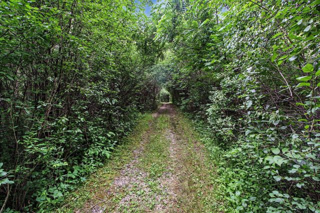 2736 S Wagner Road, Ann Arbor, MI 48103