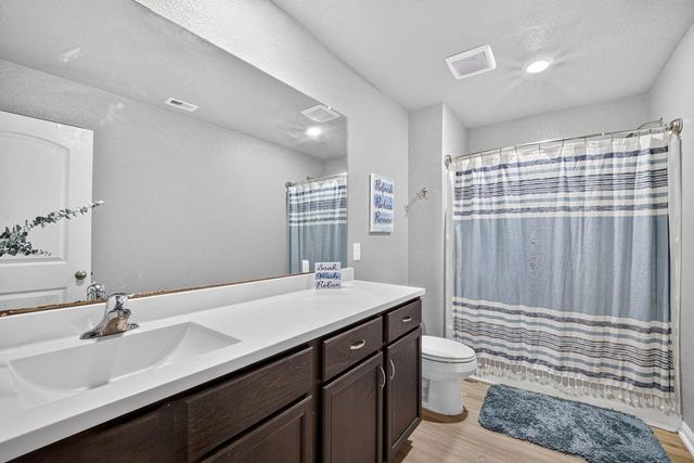 5903 Littoral Road, Cove, TX 77523