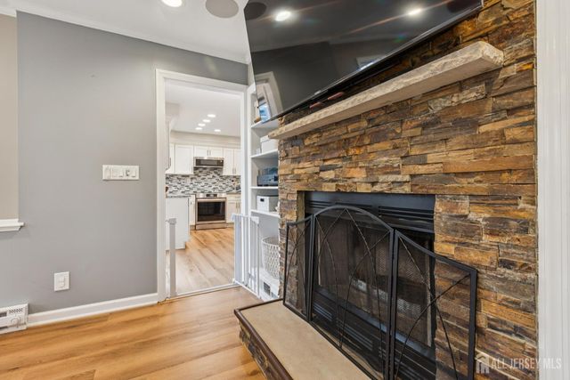 32 Tanglewood Lane, Colonia, NJ 07067