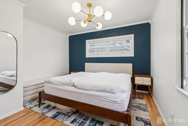 32 Tanglewood Lane, Colonia, NJ 07067