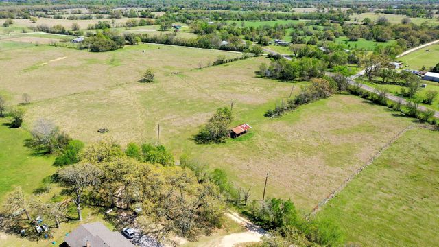 6 AC Fm 3091, Madisonville, TX 77864