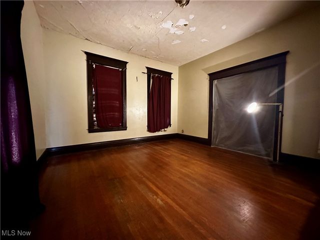 1702 Beaver Street, Parkersburg, WV 26101